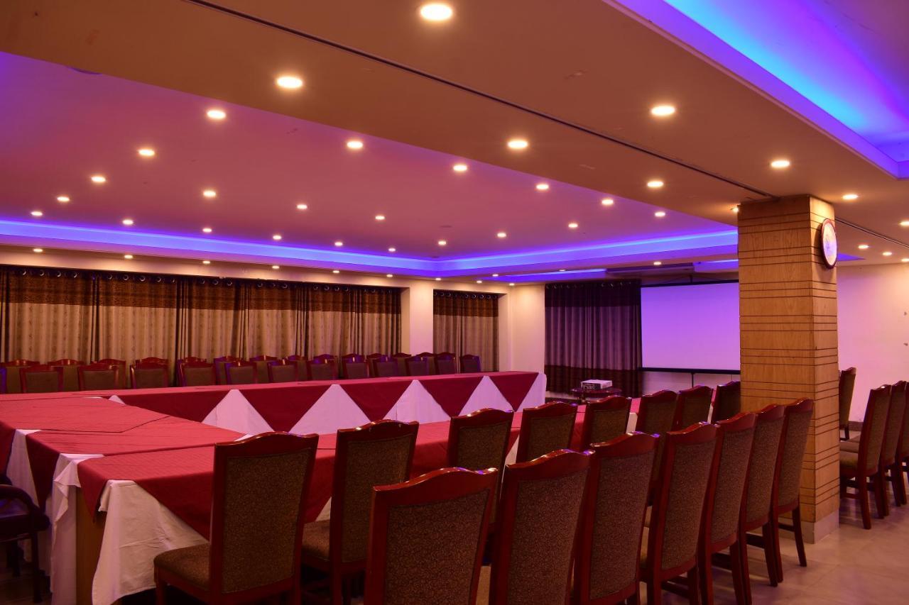 Hotel Metro International ซิลเฮติ ภายนอก รูปภาพ