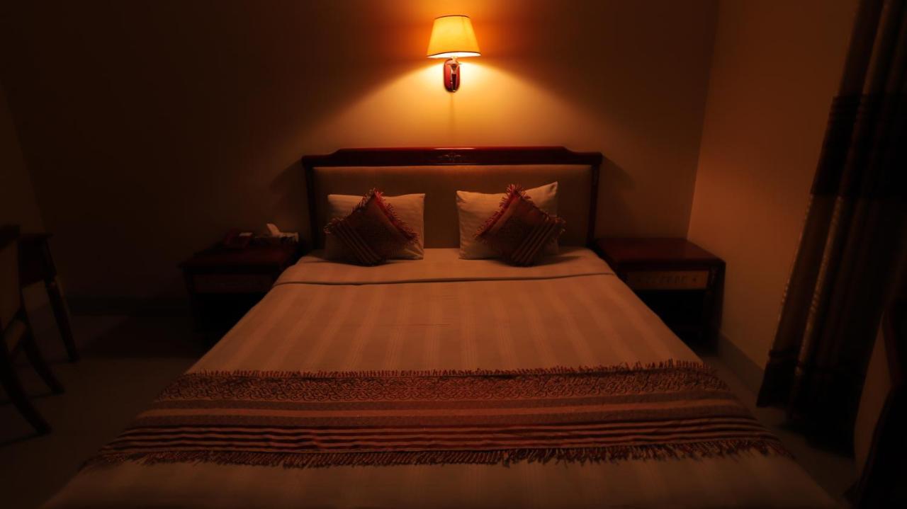Hotel Metro International ซิลเฮติ ภายนอก รูปภาพ