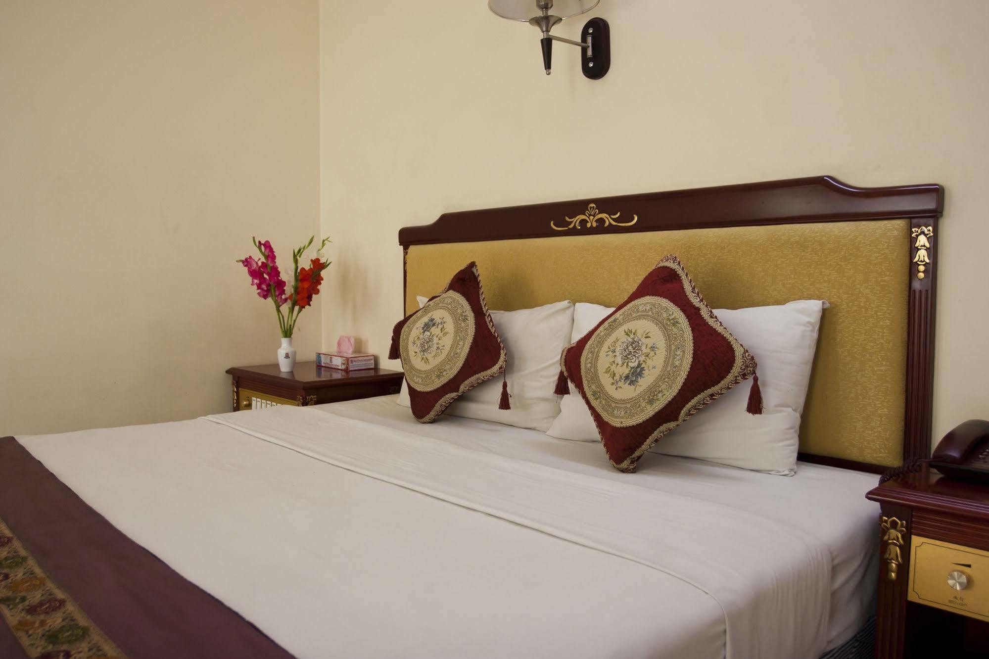 Hotel Metro International ซิลเฮติ ภายนอก รูปภาพ